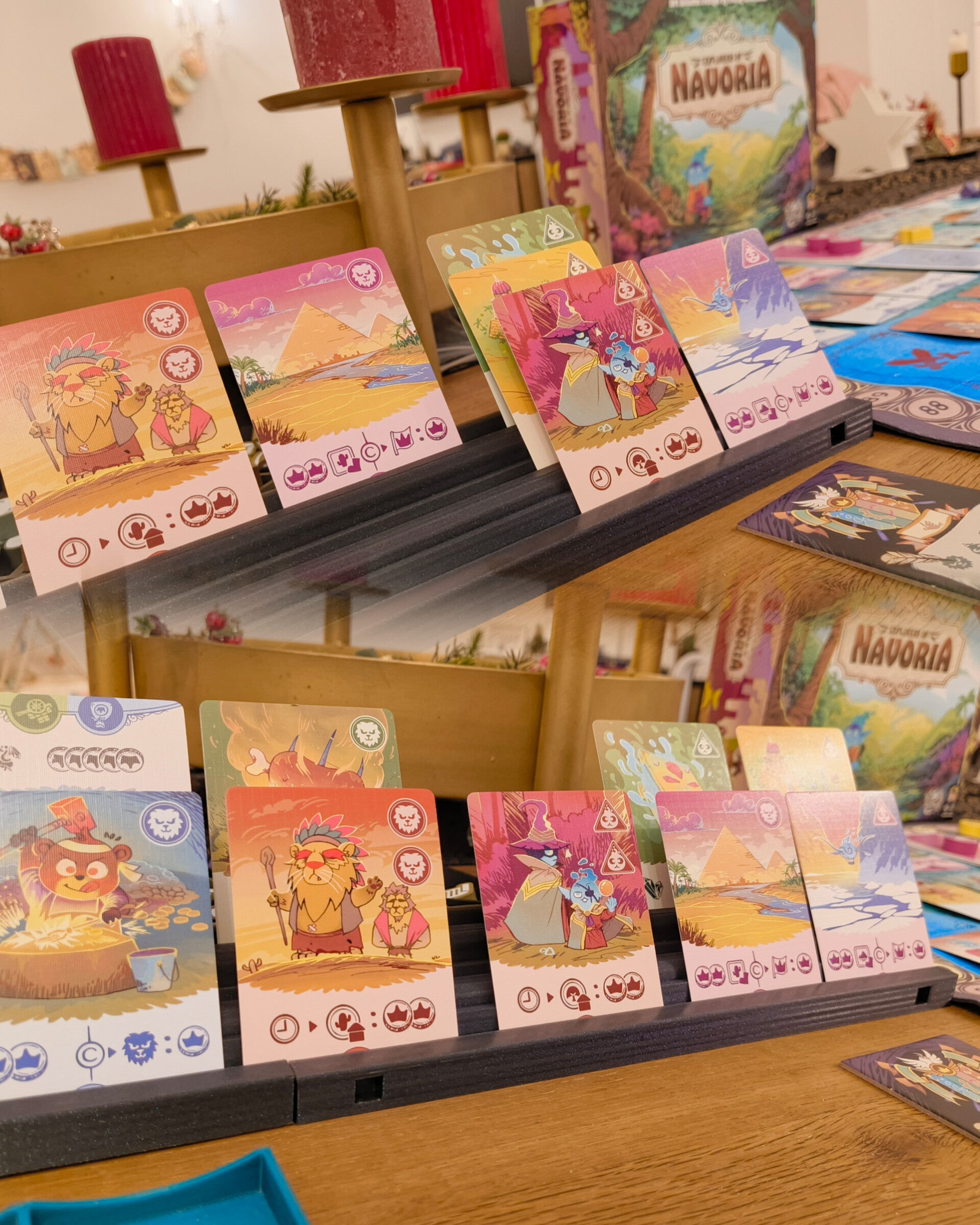 Die Hand der Fürstin | 3in1 Lösung für Handkarten, Token, Münzen & Kartendecks - Spielefürst